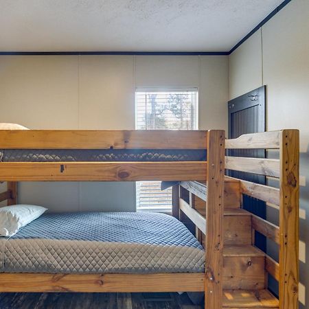 Lakefront Wetumpka Escape With Furnished Deck! Bagian luar foto