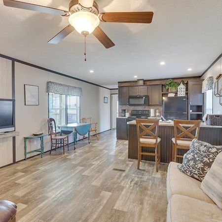 Lakefront Wetumpka Escape With Furnished Deck! Bagian luar foto